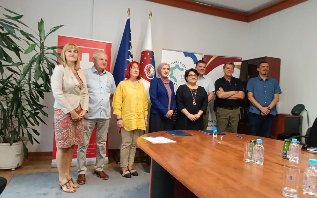 TVET BiH | Jačanje upravljanja sistema tehničkog i stručnog obrazovanja i obuke 2 Ministarstvo za odgoj i obrazovanje Kantona Sarajevo potpisalo Sporazum o saradnji na unapređenju stručnog obrazovanja