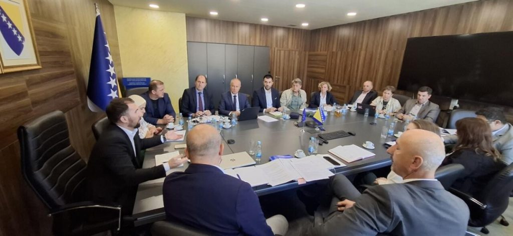 Ministar Delić, Udruženje poslodavaca FBiH i GOPA tim o unapređenju Zakona o radu i uključivanju učenja temeljenog na radu 1 5e1eb2e3 f977 4cb0 ab84 888b0282ac14