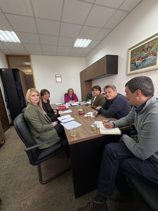 Radni sastanak o unapređenju srednjeg stručnog obrazovanja u Posavskom kantonu: Jačanje saradnje između obrazovnog i poslovnog sektora 3 viber slika 2026 03 31 10 29 06 176