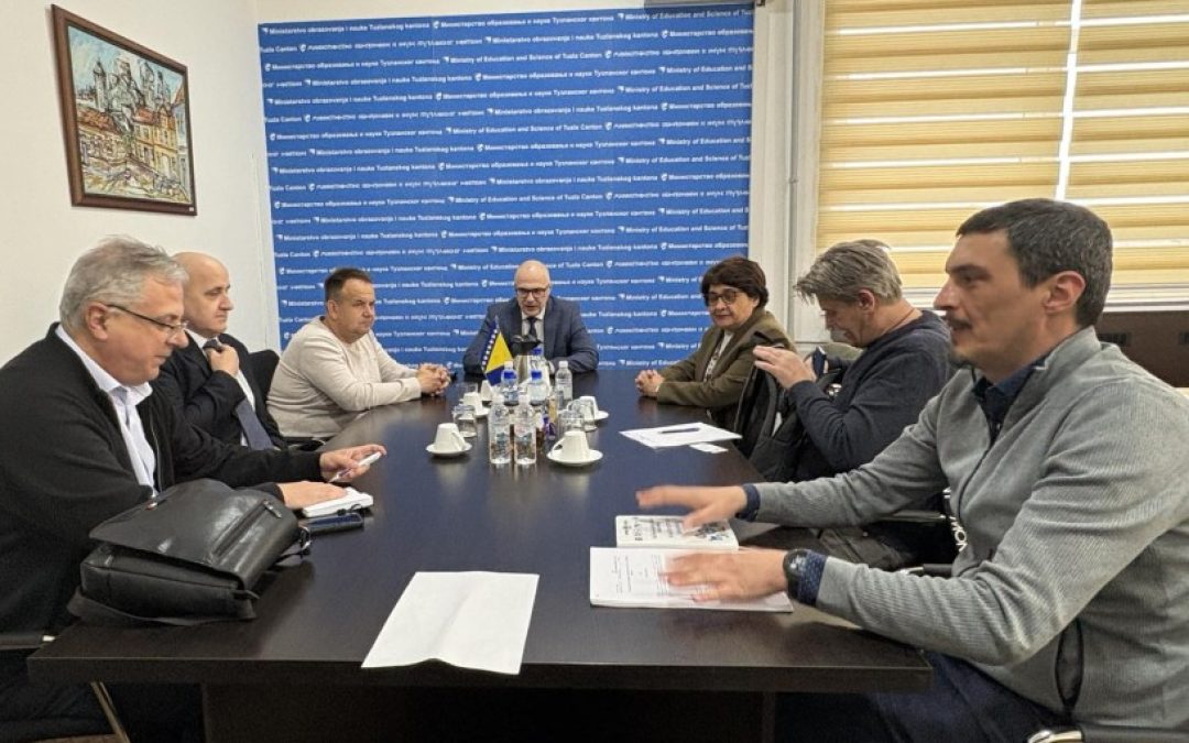 Jačanje saradnje za unapređenje srednjeg stručnog obrazovanja u Tuzlanskom kantonu